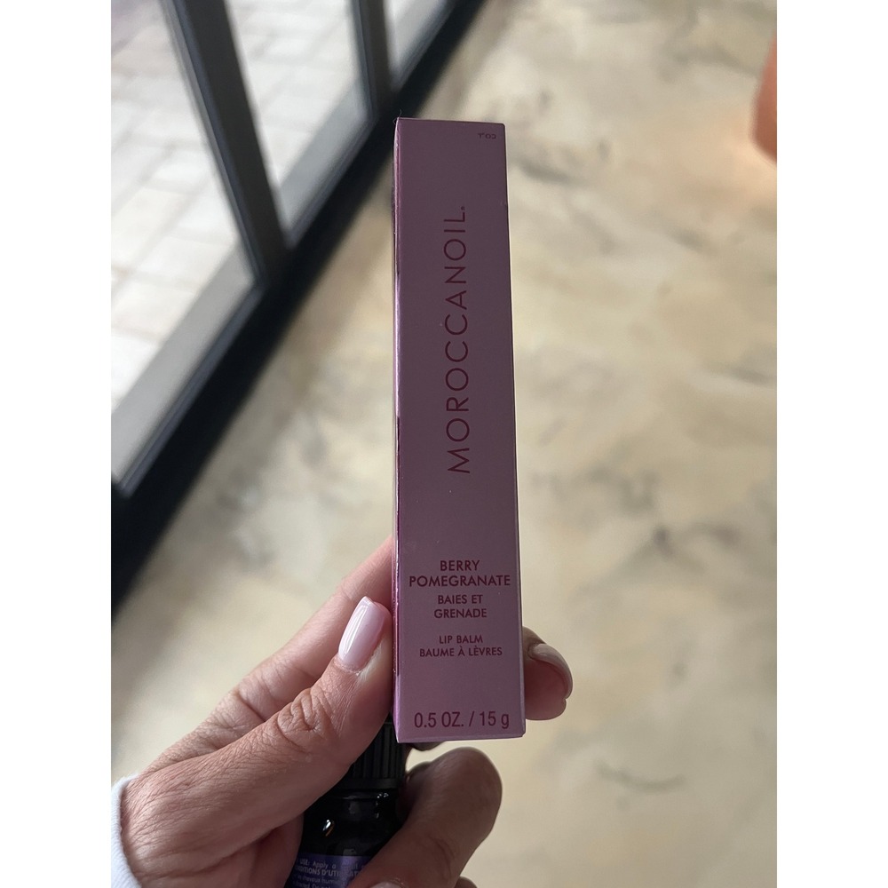 Moroccanoil Berry Pomegranate Lip Balm 0.5oz 15g New in Box Hydrating Argan Oil
